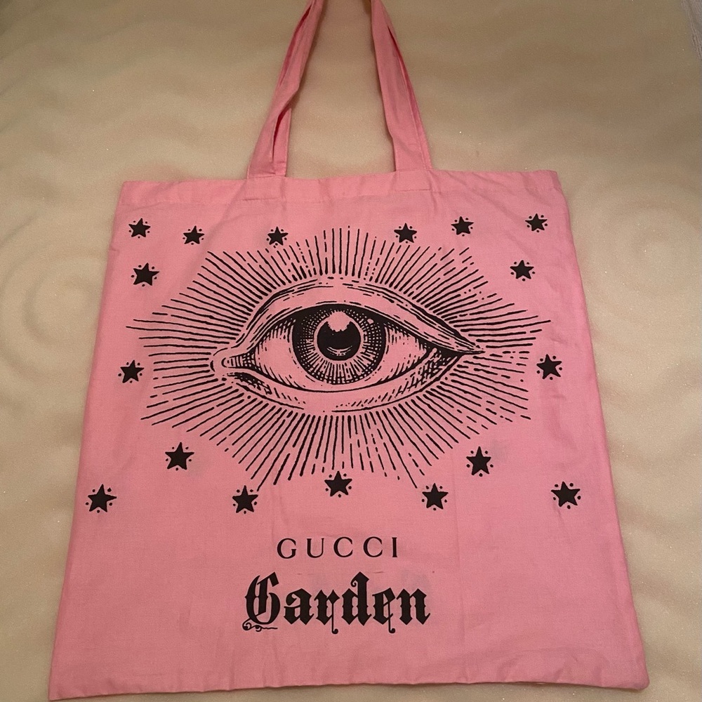 Gucci Garden exclusive Mystic Eye Pink Tote